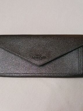 Coach Black Textured Leather Envelope Clutch Wallet